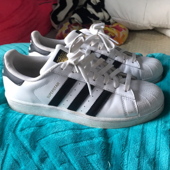 Adidas superstars - Picture 2 of 4